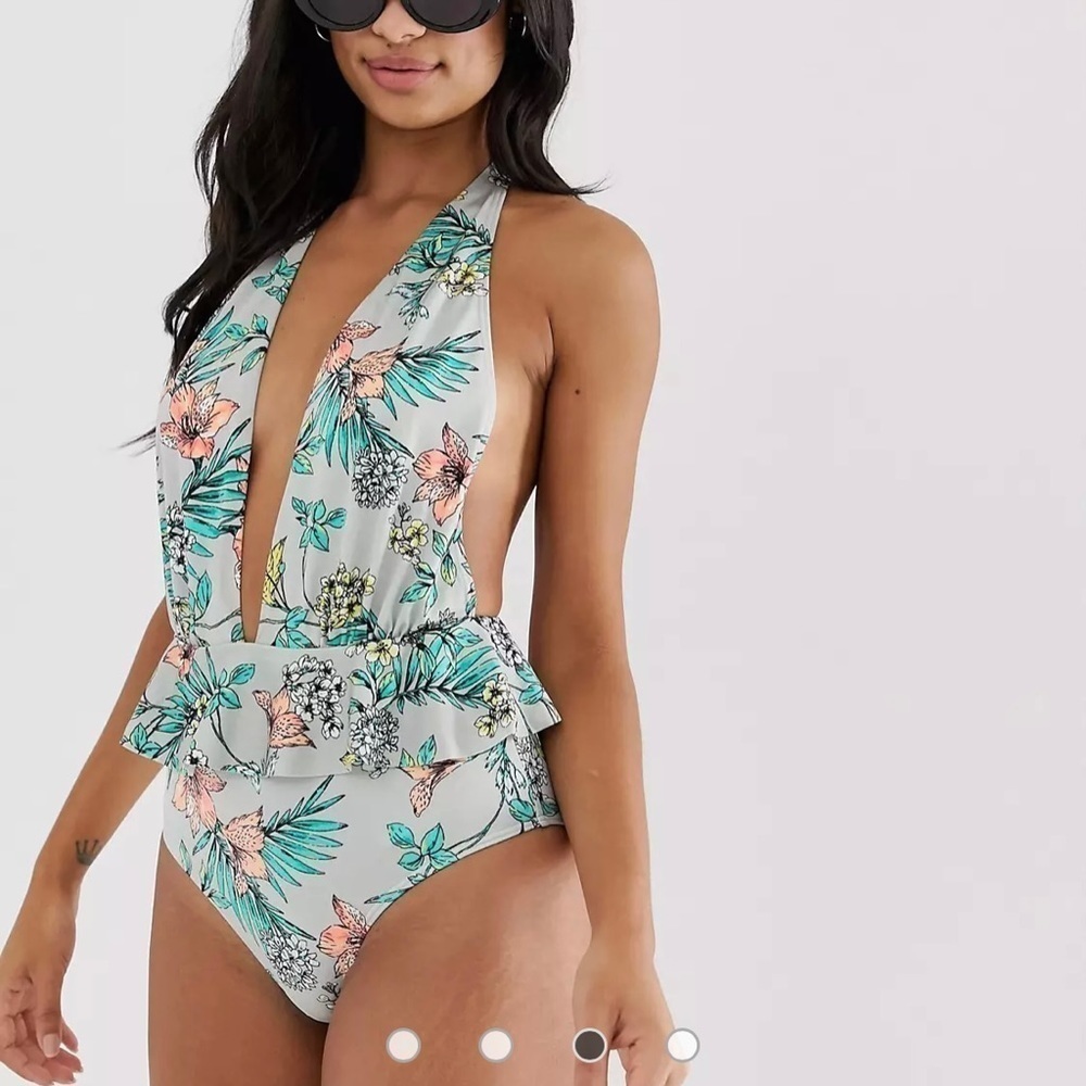 ASOS Ruffle Peplum Plunge Tropical Floral Print one piece Swimsuit‎ US 8 sexy - Picture 12 of 12